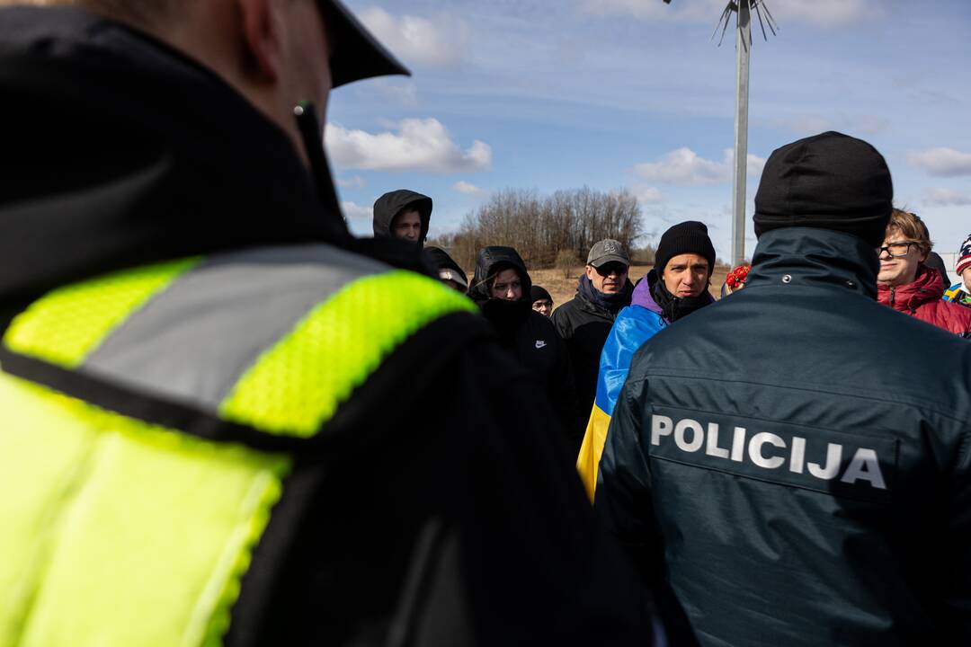 Kelio blokada link Baltarusijos sienos
