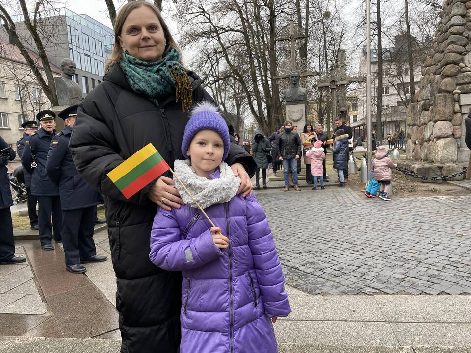 Slaptai: L.Balčiūnienė su jauniausiąja dukrele Liucija. Mergaitiški pašnekesiai tik dviese.