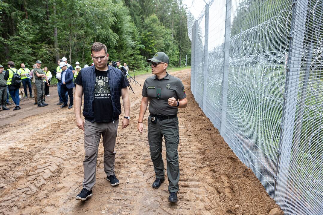 Švenčionių rajone vykdomo fizinio barjero statybos