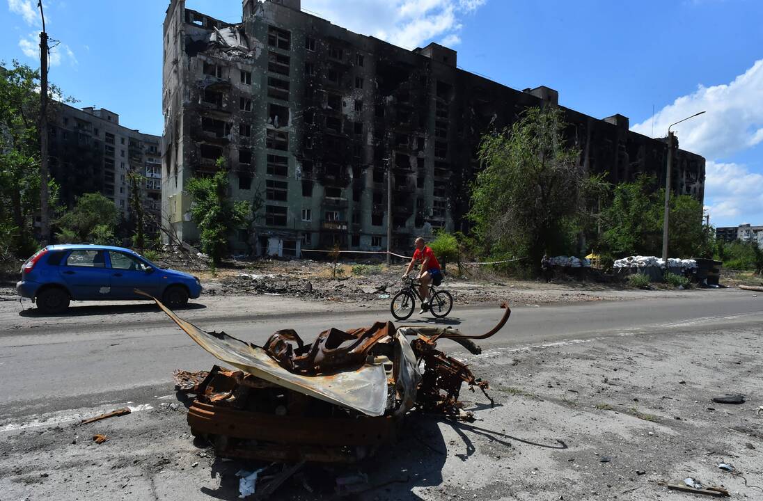 140-oji karo Ukrainoje diena