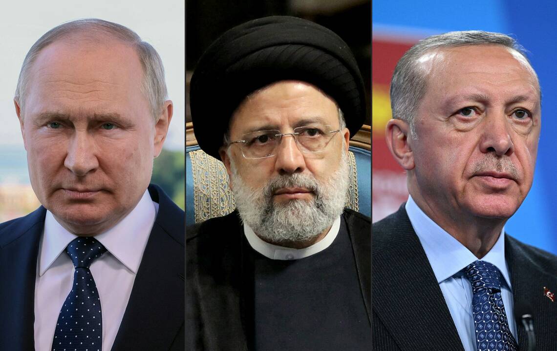 Iš kairės; Vladimiras Putinas, Ebrahimas Raisi, Tayyipas Erdoganas