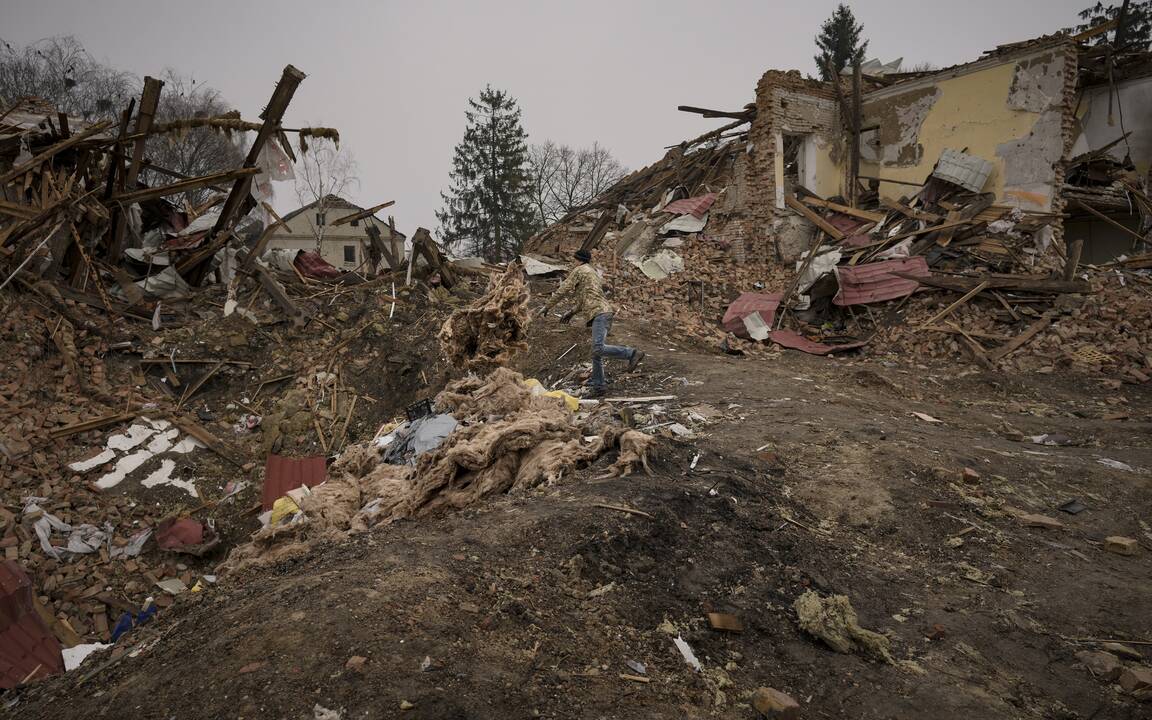 Trisdešimt septintoji karo Ukrainoje diena