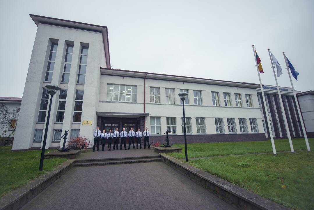 Siūlymai: galimas atvejis, kad Lietuvos aukštoji jūreivystės mokykla ateityje būtų jungiama su Klaipėdos universitetu.