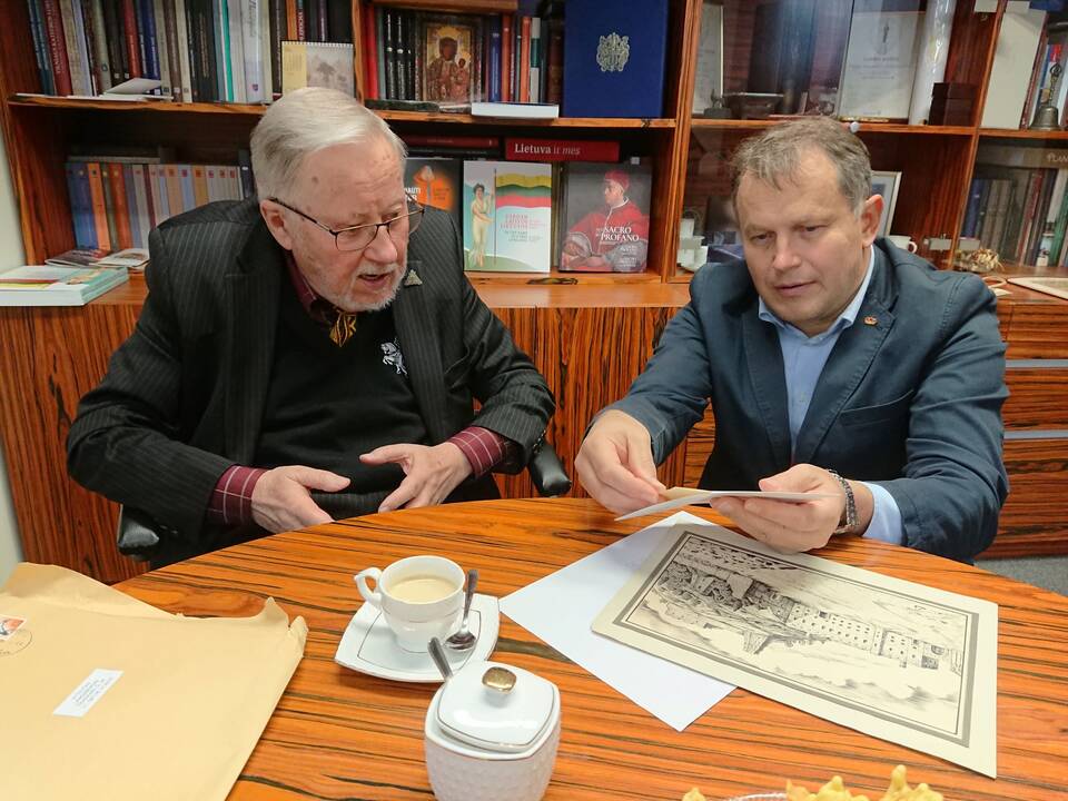 Iš kairės: V. Landsbergis ir V. Dolinskas