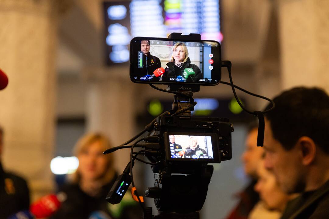  R. Meilutytės pasitikimas Vilniaus oro uoste po pasaulio plaukimo čempionato Dohoje