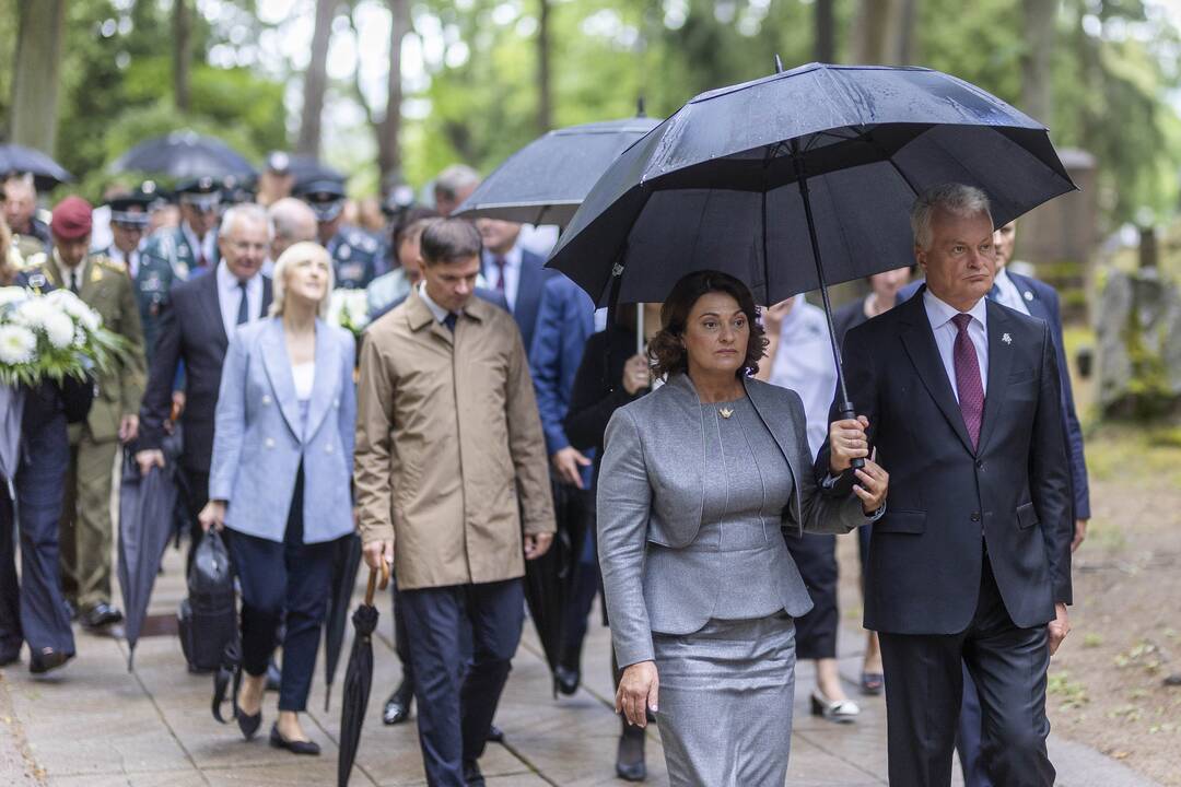 Medininkų žudynių pagerbimo ceremonija Antakalnio kapinėse