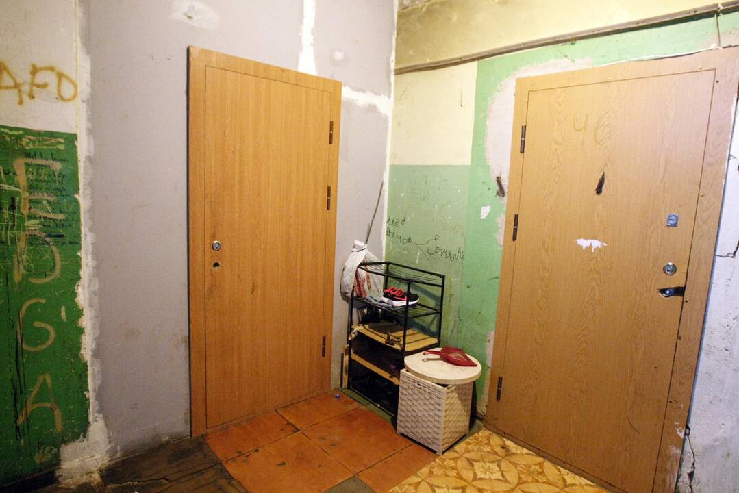 Reputacija: Minijos g. 129 name gyvenusią mirusio kūdikio motiną ir jos sugyventinį kaimynai tikino kone kasdien matydavę girtus.