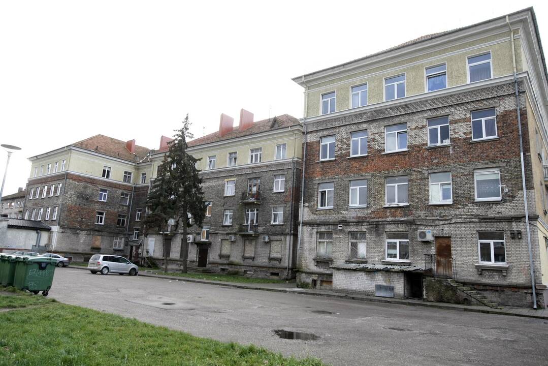 Reputacija: Minijos g. 129 name gyvenusią mirusio kūdikio motiną ir jos sugyventinį kaimynai tikino kone kasdien matydavę girtus.
