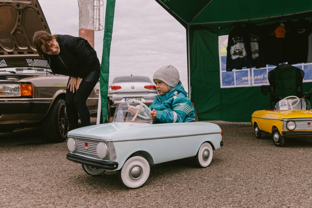Istorinio transporto mugė Aleksote