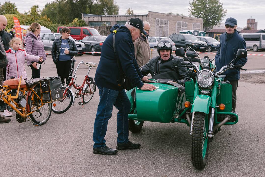 Istorinio transporto mugė Aleksote