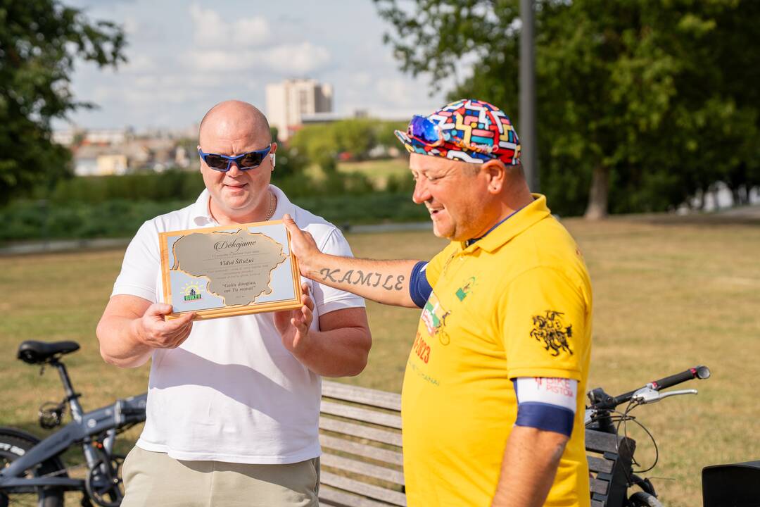 Žygio „Galiu daugiau, nei Tu manai“ dalyviai pasiekė Kauną