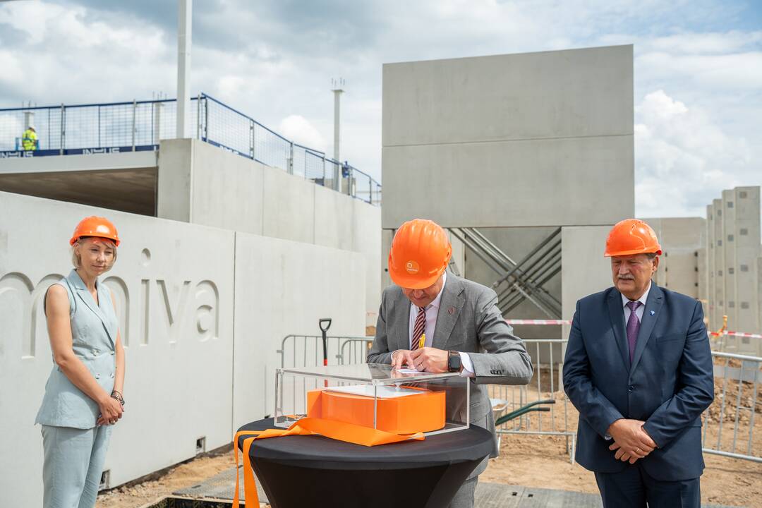 Kauno rajone kyla moderniausias Baltijos šalyse „Omniva LT“ siuntų rūšiavimo terminalas