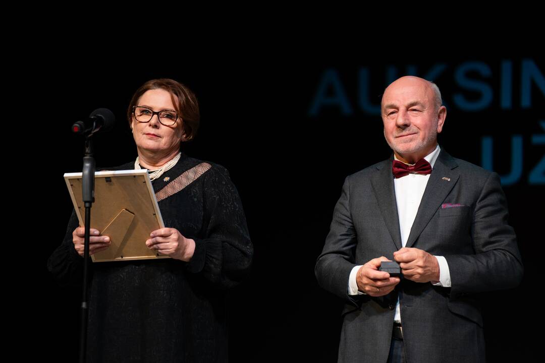 „Auksinių Teatro Rūtos šakelių įteikimo šventė“