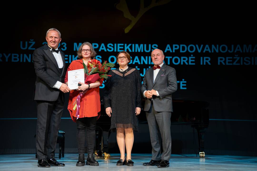 „Auksinių Teatro Rūtos šakelių įteikimo šventė“