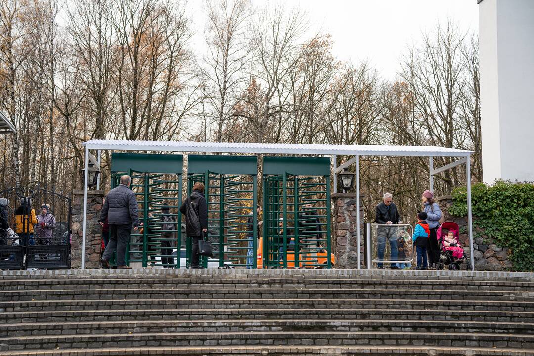 Pirmieji Lietuvos zoologijos sodo lankytojai