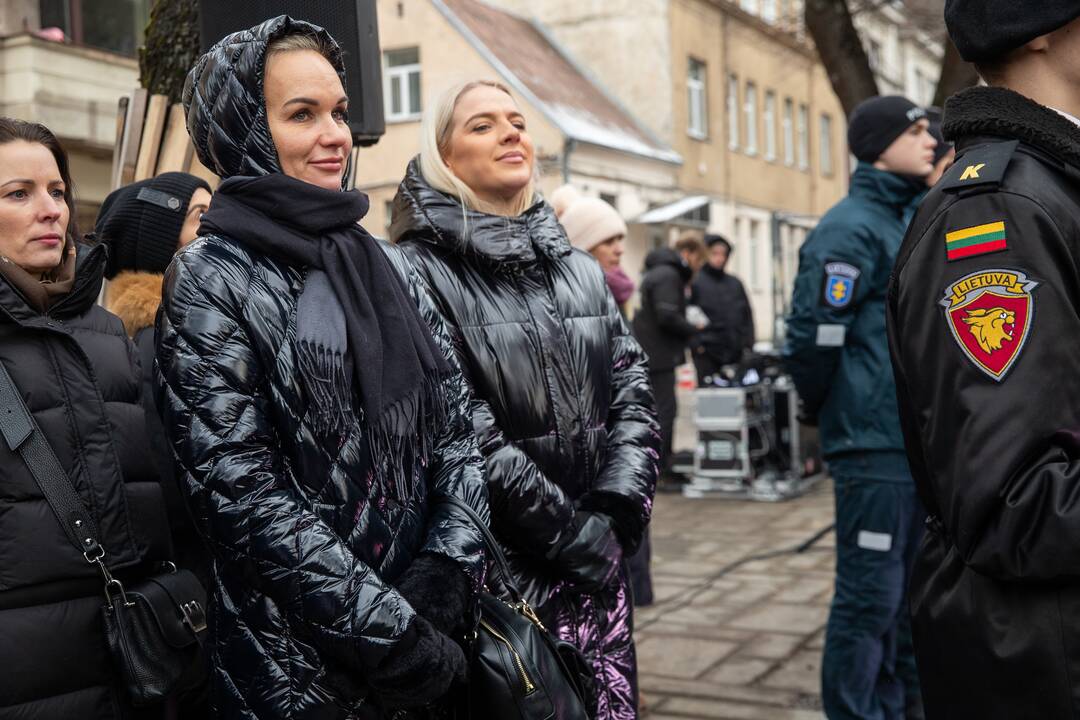 Oficialiai atidengtas policijai skirtas obeliskas