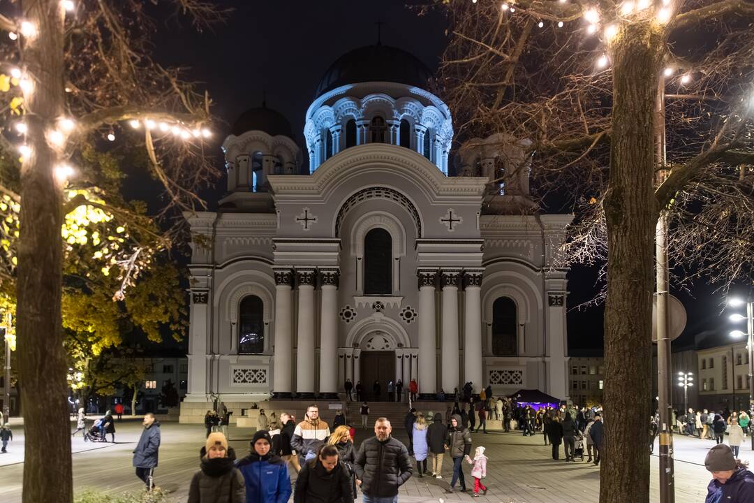 Laisvės alėja nuvilnijo sielų upė