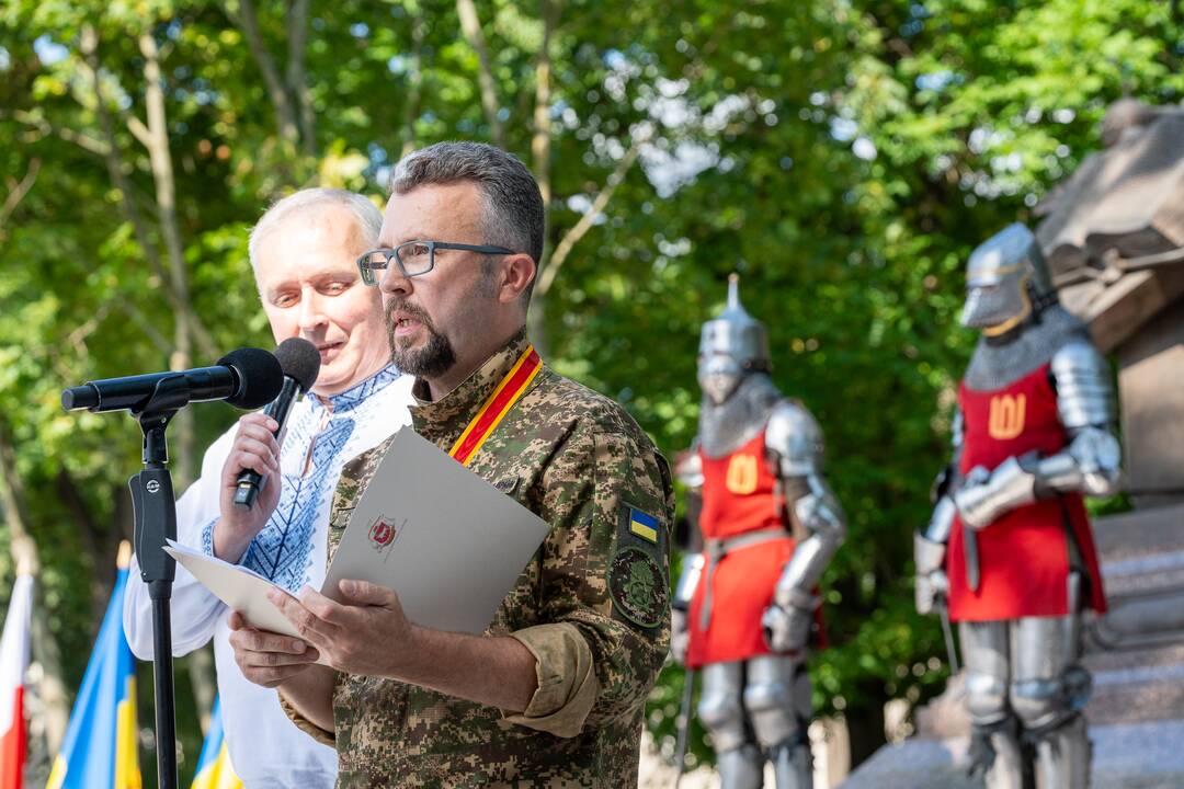 Atidengtas Aleksandro Jogailaičio paminklas