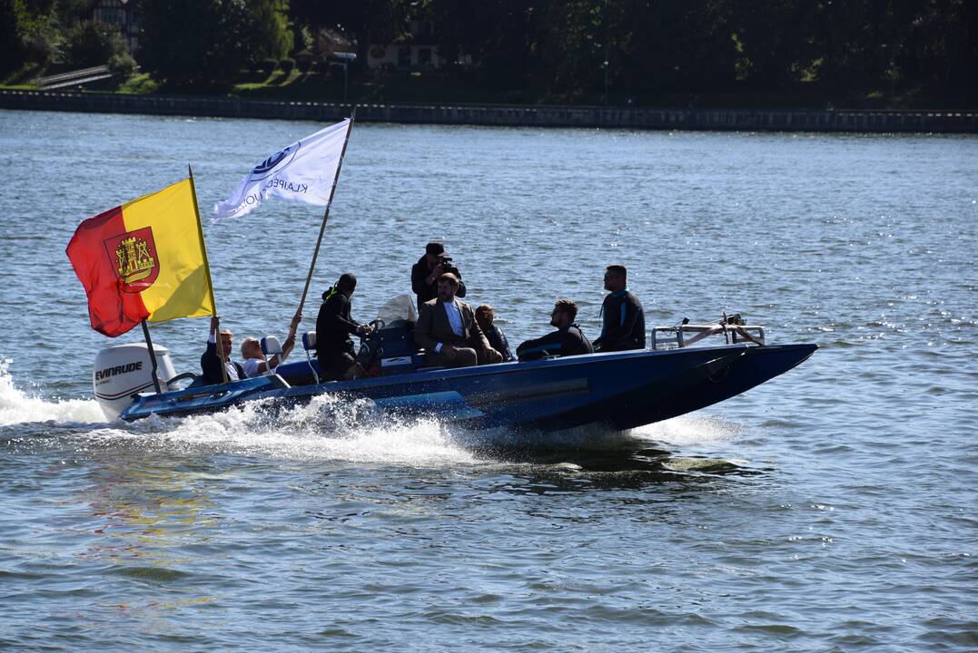 F2 vandens formulių paradas ir spaudos konferencija