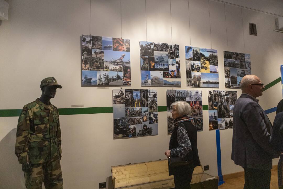 Paroda NATO 20-mečiui paminėti