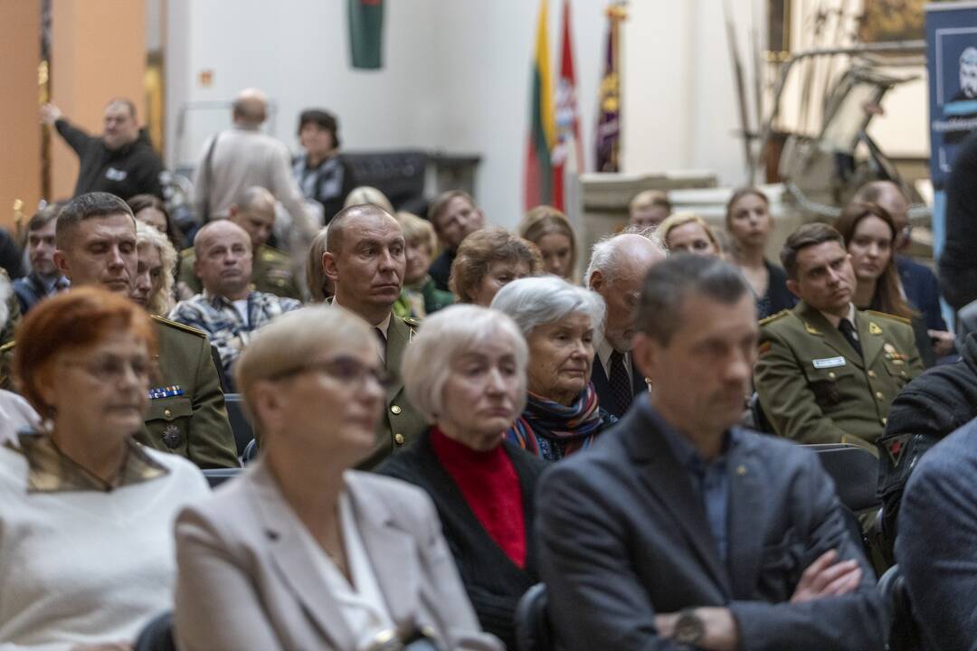 Paroda NATO 20-mečiui paminėti
