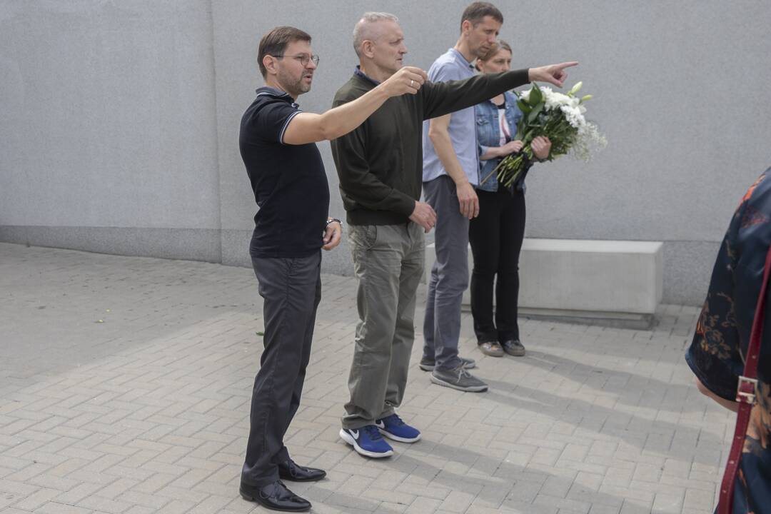 V. Šustauskas išlydėtas į amžinojo poilsio vietą