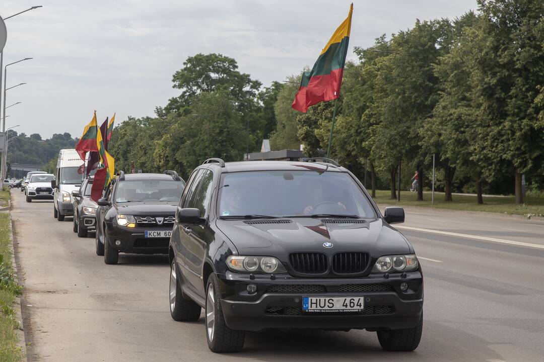 V. Šustauskas išlydėtas į amžinojo poilsio vietą