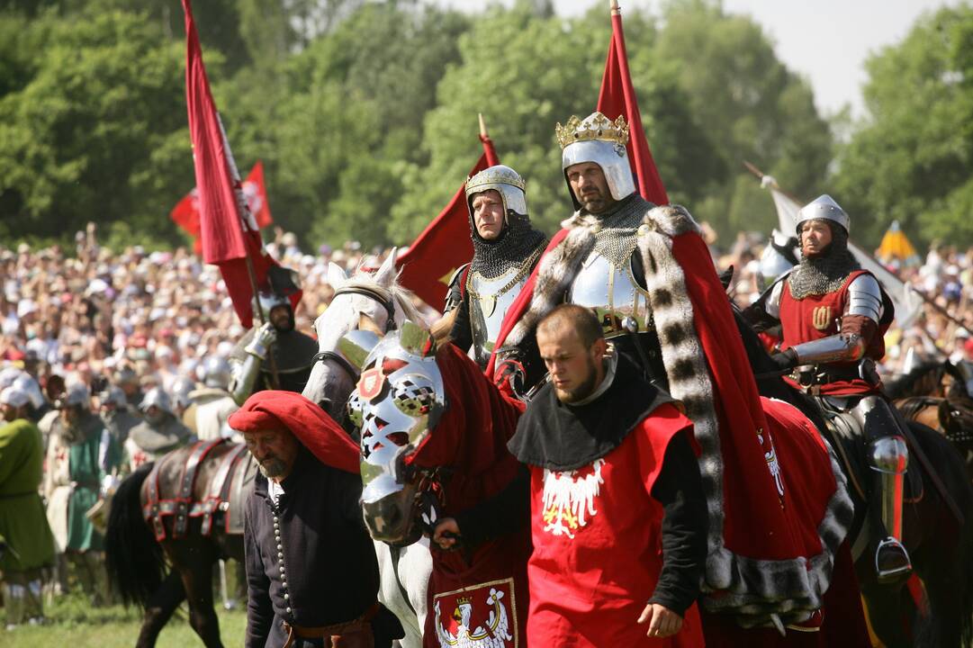 1410 m. Lietuvos ir Lenkijos kariuomenės sutriuškino Kryžiuočių ordiną prie Griunvaldo — įvyko Žalgirio mūšis.