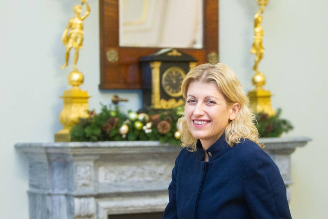 Prezidentė susitinka su atleidžiamais ministrais