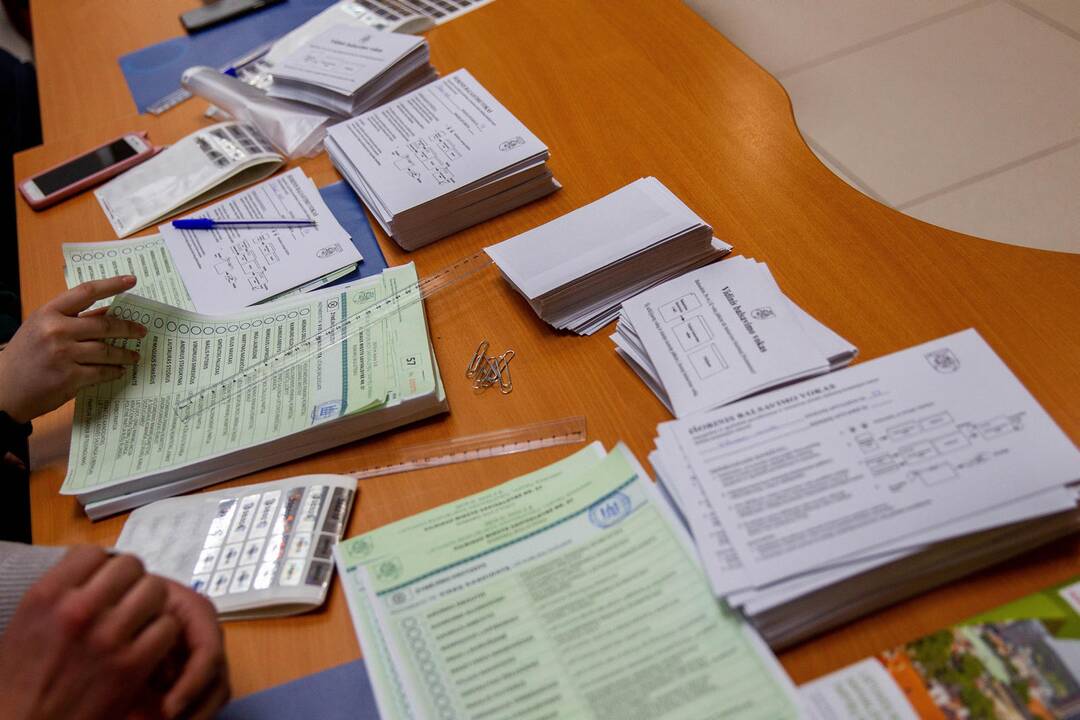 Lazdijų rinkimų komisijos narė atleista už agitaciją