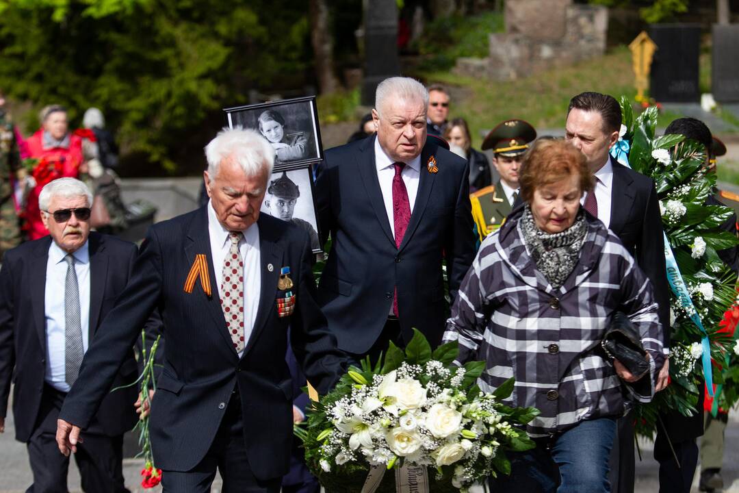 Gegužės 9-osios minėjimas Antakalnio kapinėse