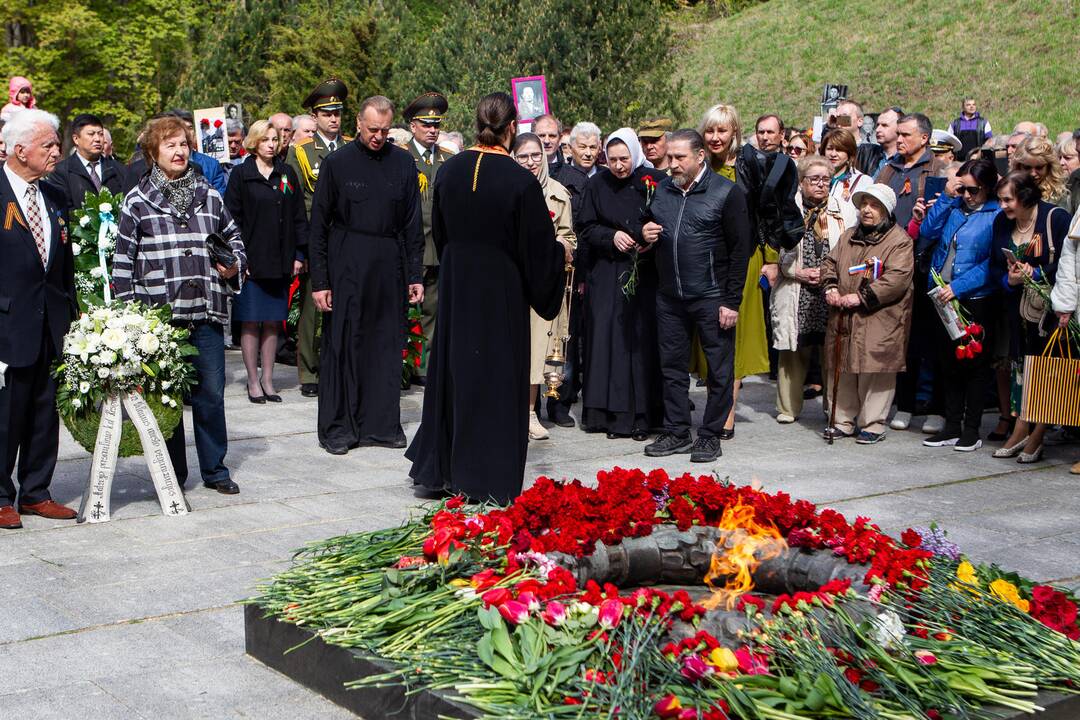 Gegužės 9-osios minėjimas Antakalnio kapinėse