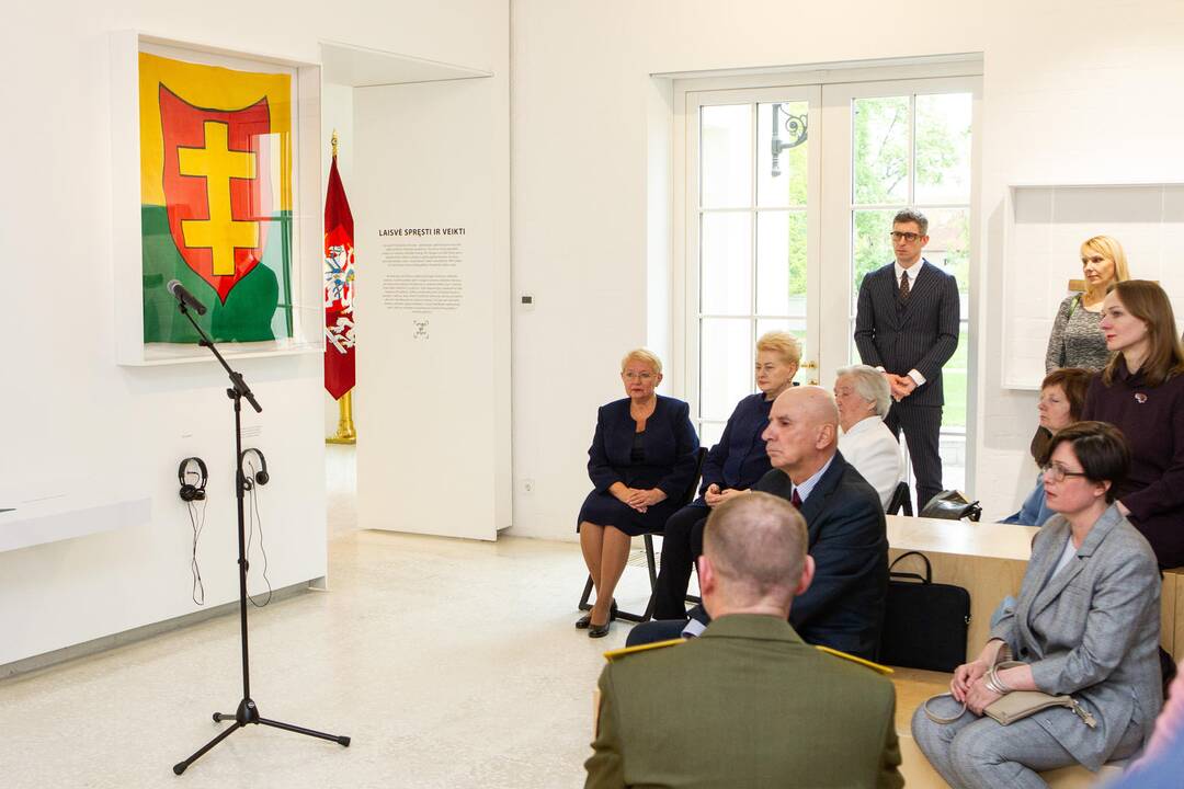 Atidaryta paroda su atkurtu partizanų bunkeriu