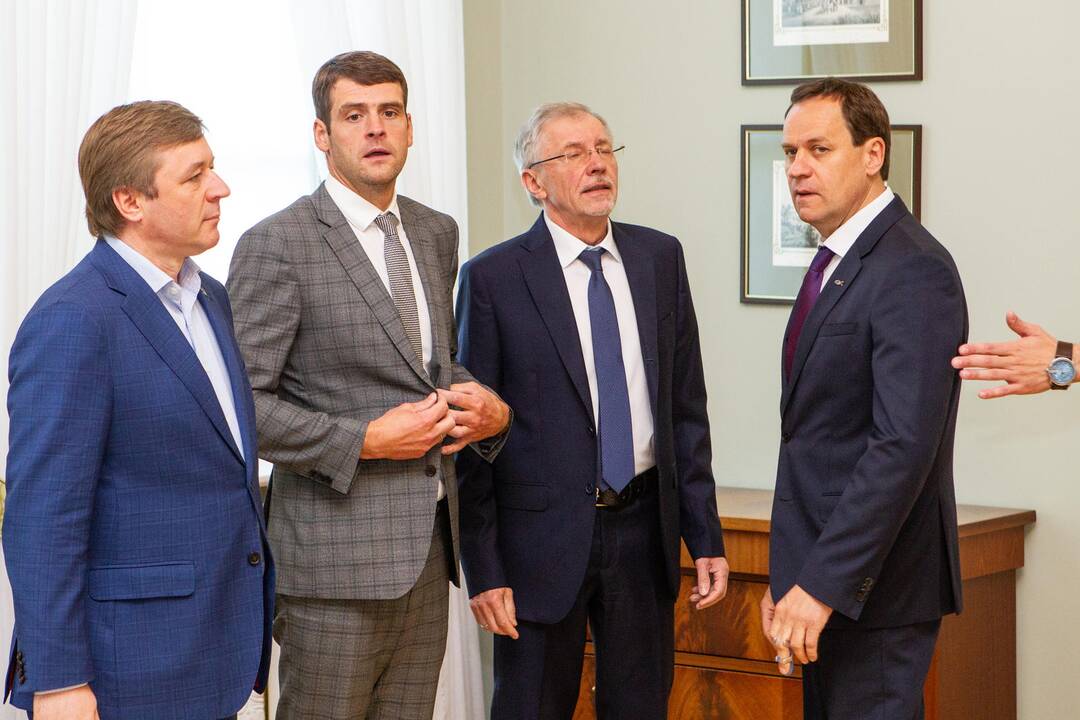 G. Nausėda susitiko su partijų vadovais