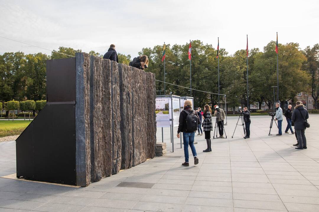 Laisvės kalvos maketas Lukiškių aikštėje