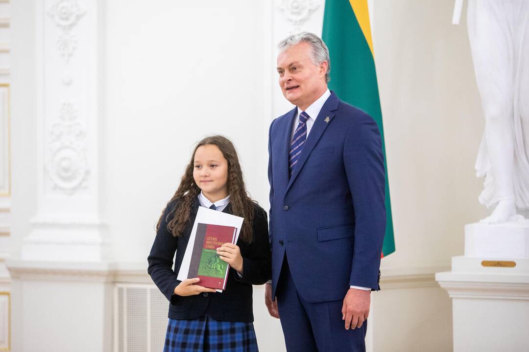 Konstitucijos egzamino nugalėtojų apdovanojimai