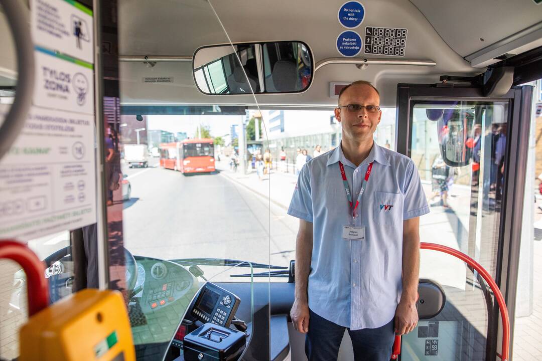 Pristatyti nauji Vilniaus autobusai