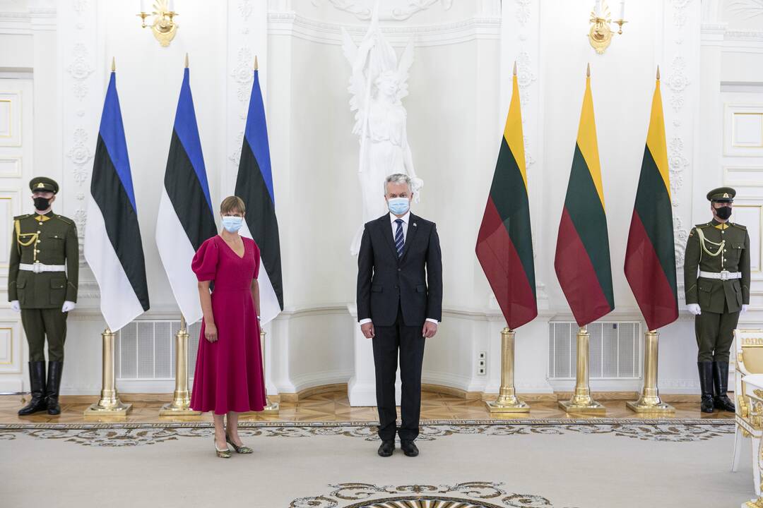 Į Lietuvą atvyko Estijos prezidentė