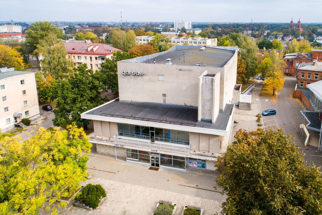 Panevėžio savivaldybė planuotą „Garso“ kino teatro griovimą nukelia į kovą