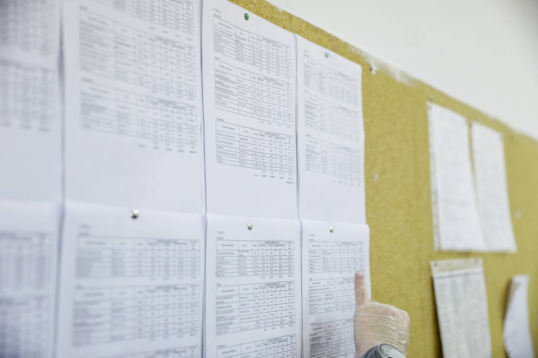 Migrantai Kybartų užsieniečių registracijos centre