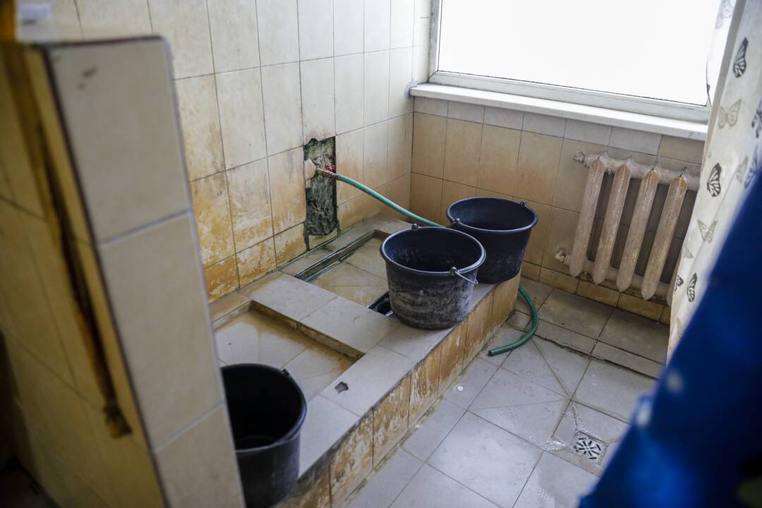 Migrantai Kybartų užsieniečių registracijos centre