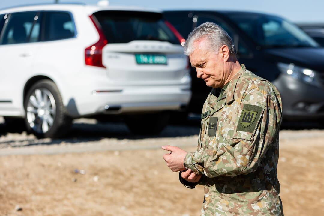 Prezidentas lankosi Pabradės poligone