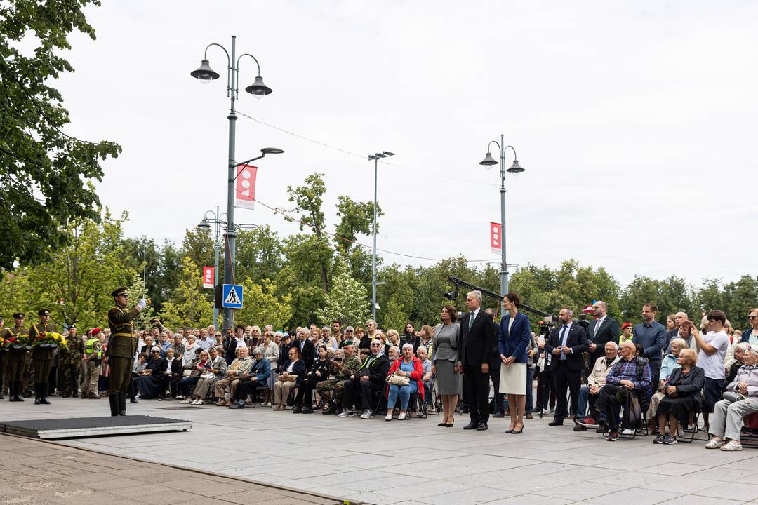 Okupacijos, genocido ir sovietmečio represijų aukų pagerbimo ceremonija