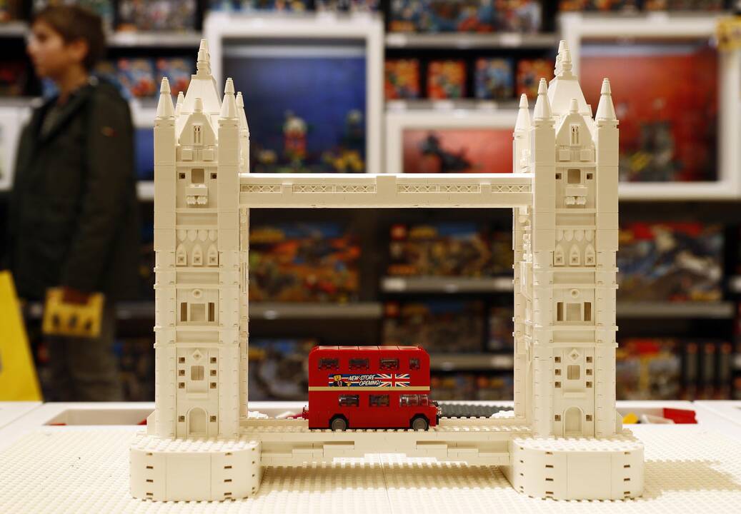 Didžiausia pasaulyje „Lego“ parduotuvė Londone