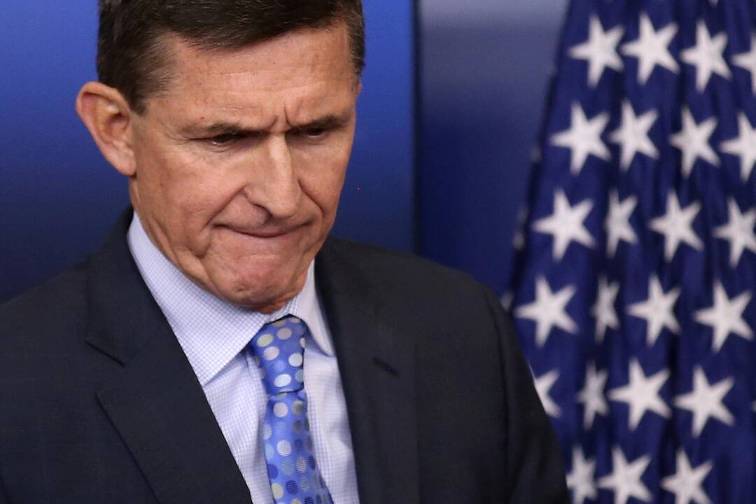 Baltieji rūmai: M. Flynnas slėpė pajamas iš Rusijos įmonių