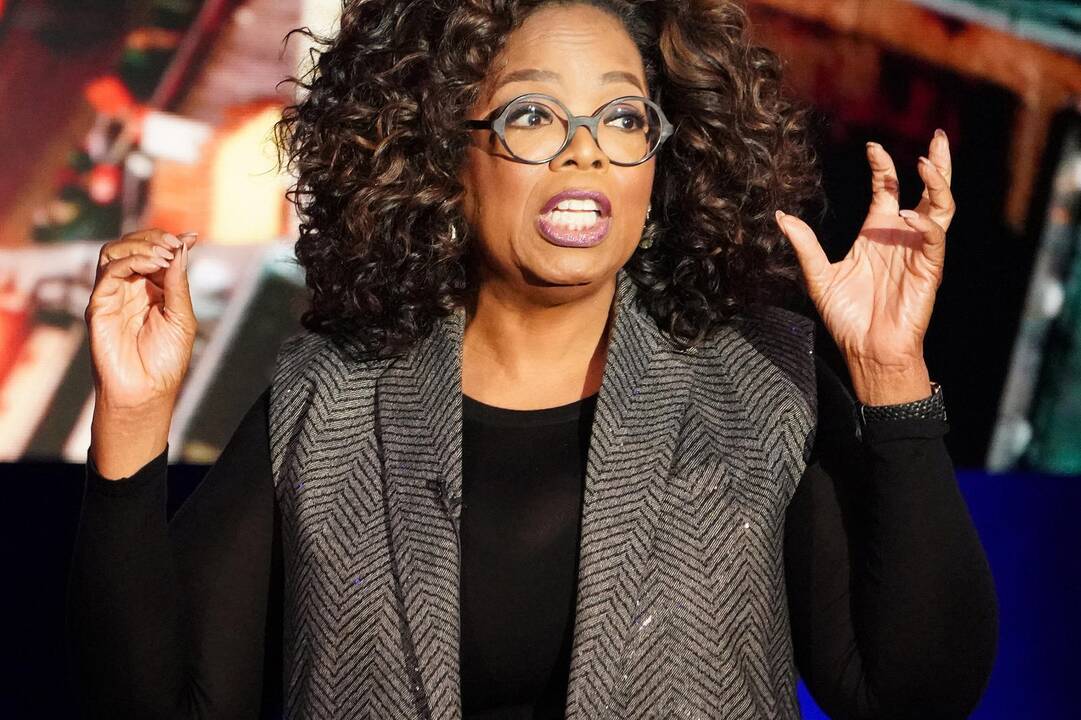 1954 m. gimė pokalbių laidų karalienė Oprah Winfrey