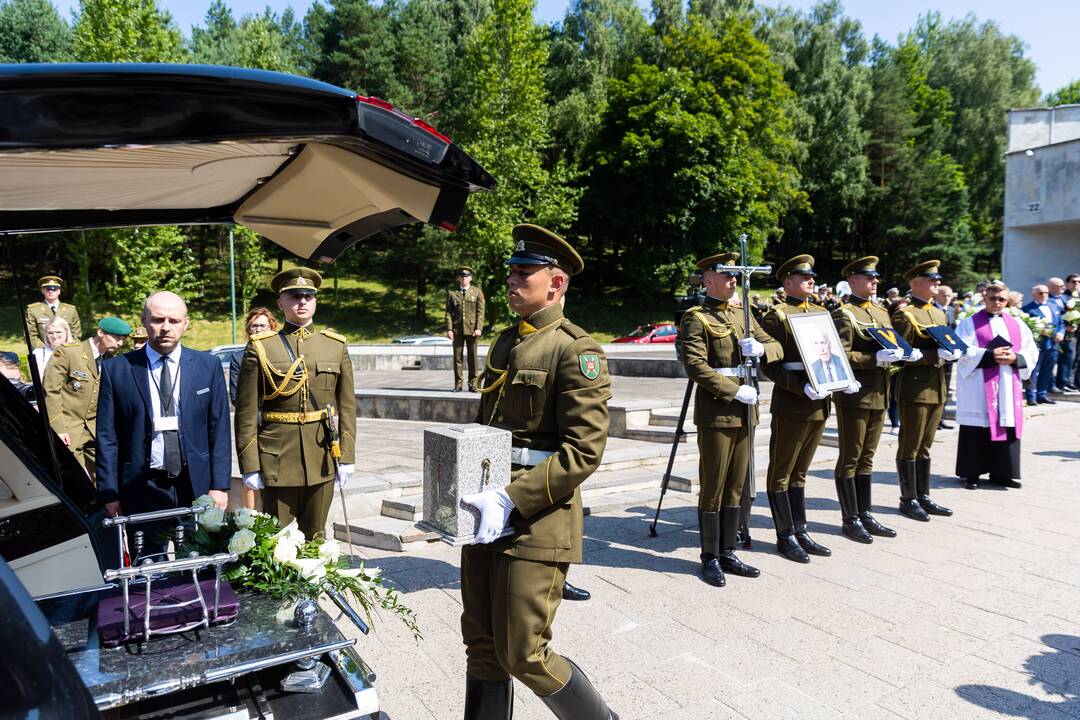 Nepriklausomybės Akto signataro A. Sakalo laidotuvės