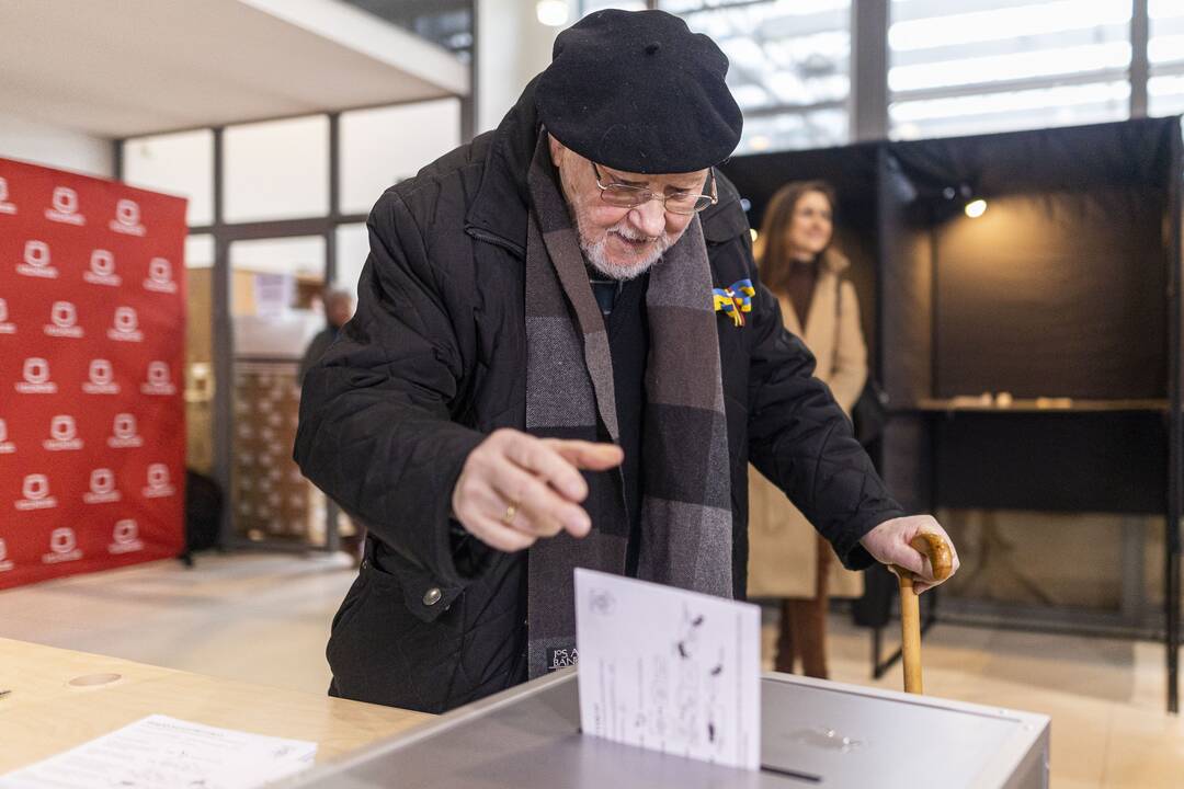 Lietuvoje prasidėjo išankstinis balsavimas savivaldybių tarybų ir merų rinkimuose