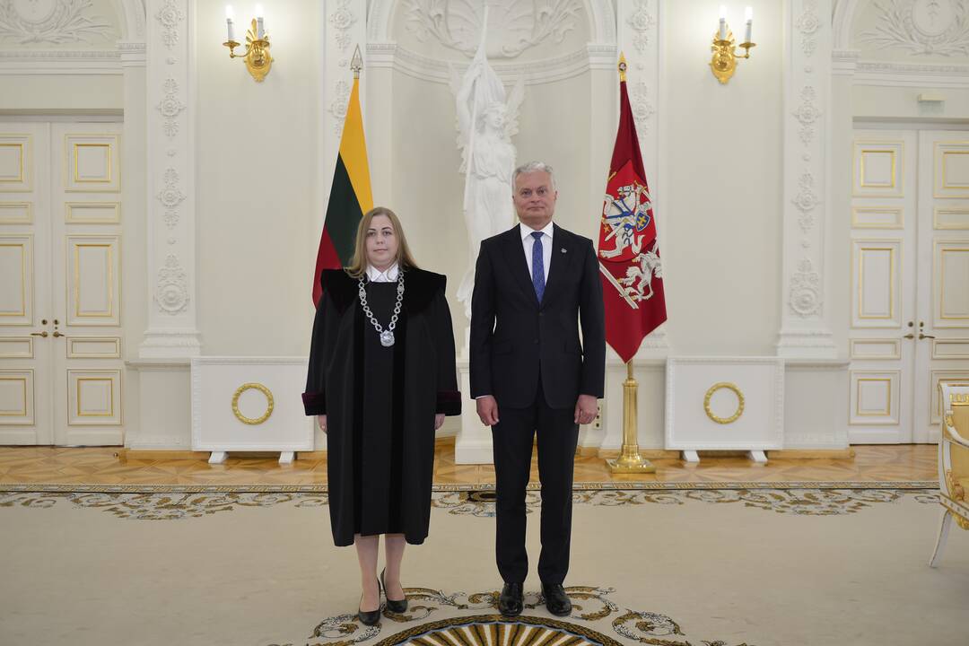 Prezidentas priėmė teisėjų priesaikas