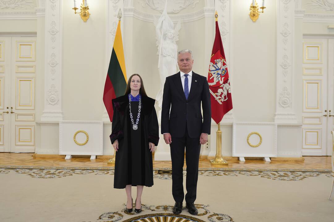 Prezidentas priėmė teisėjų priesaikas
